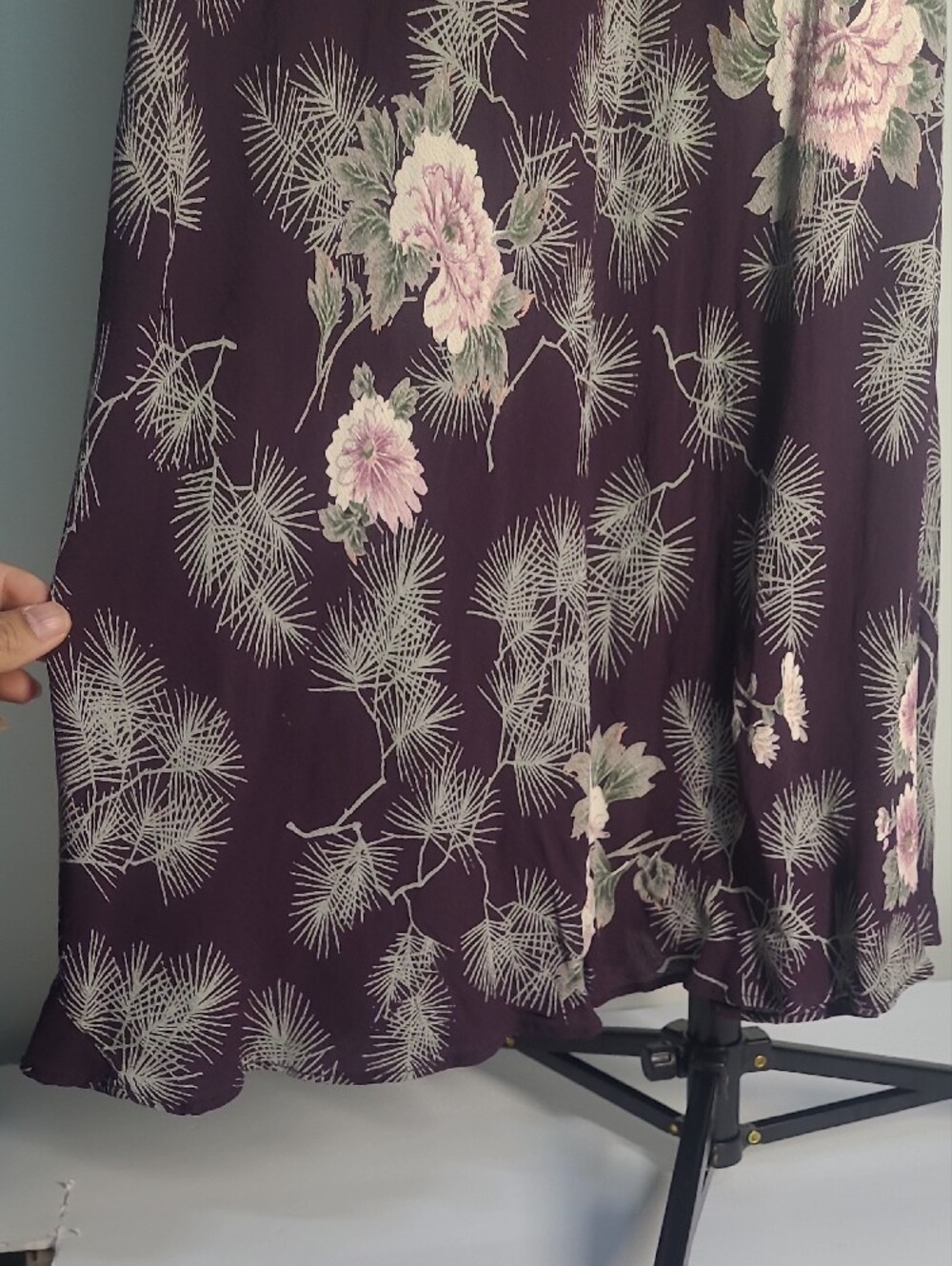 Le Chateau Burgundy Dress with Pink Floral Accents Vintage Sz Small - Picture 3 of 6